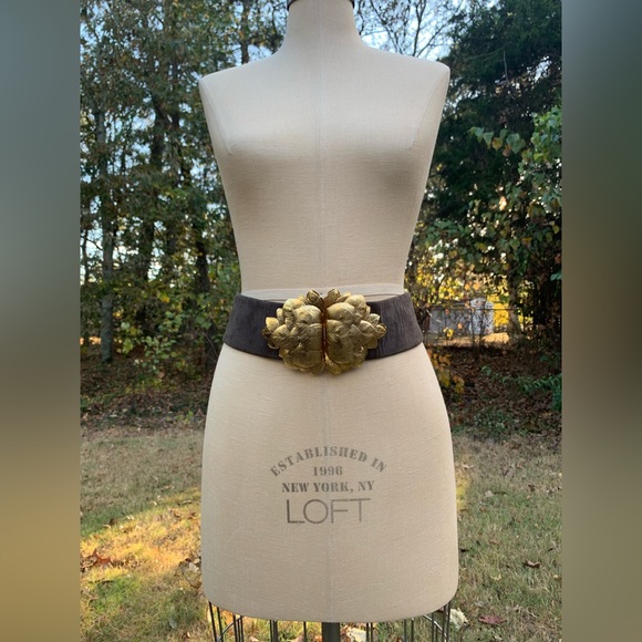 Vintage Leather/Suede & Brass Leaf Belt - Picture 5 of 16